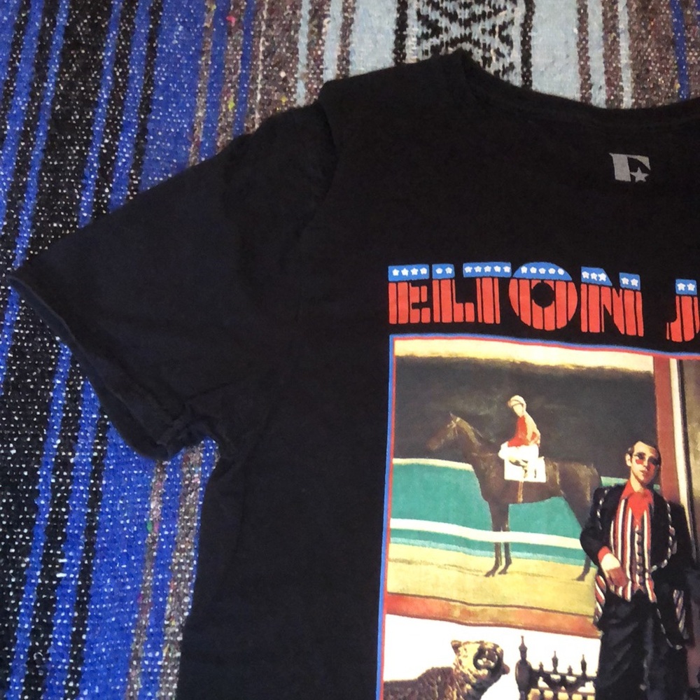 Elton John Concert Tee Shirt - Picture 8 of 11